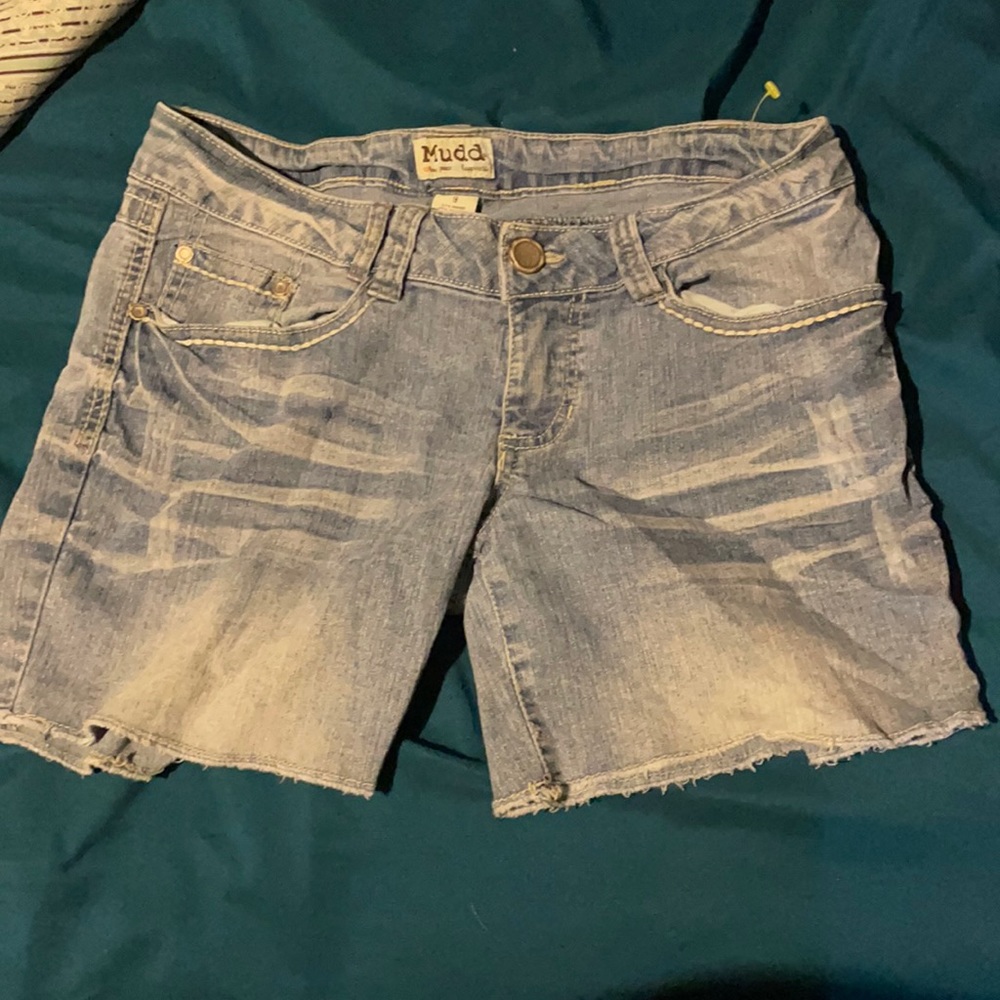 4/$20 🦄 NWOT MUDD denim shorts JUNIORS size 9